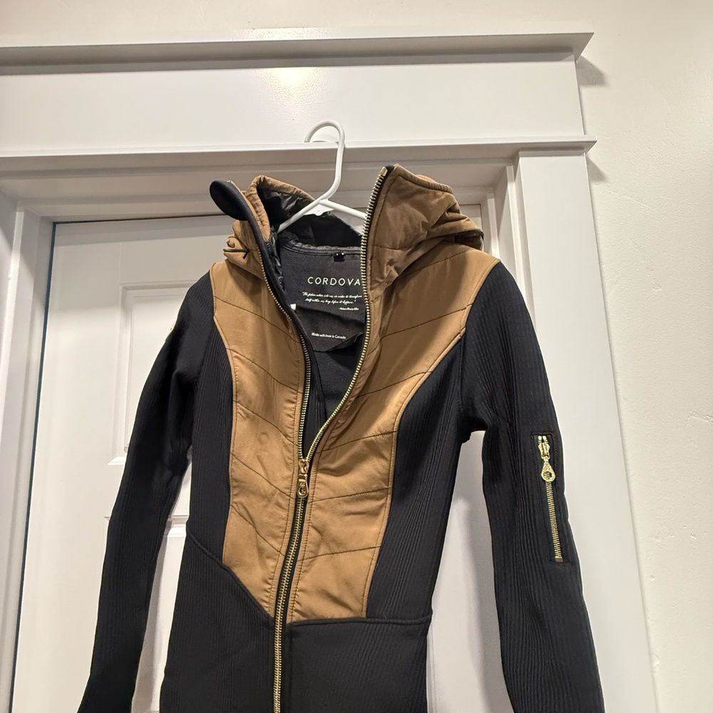 Cordova Montana in Brown - Picture 6 of 8